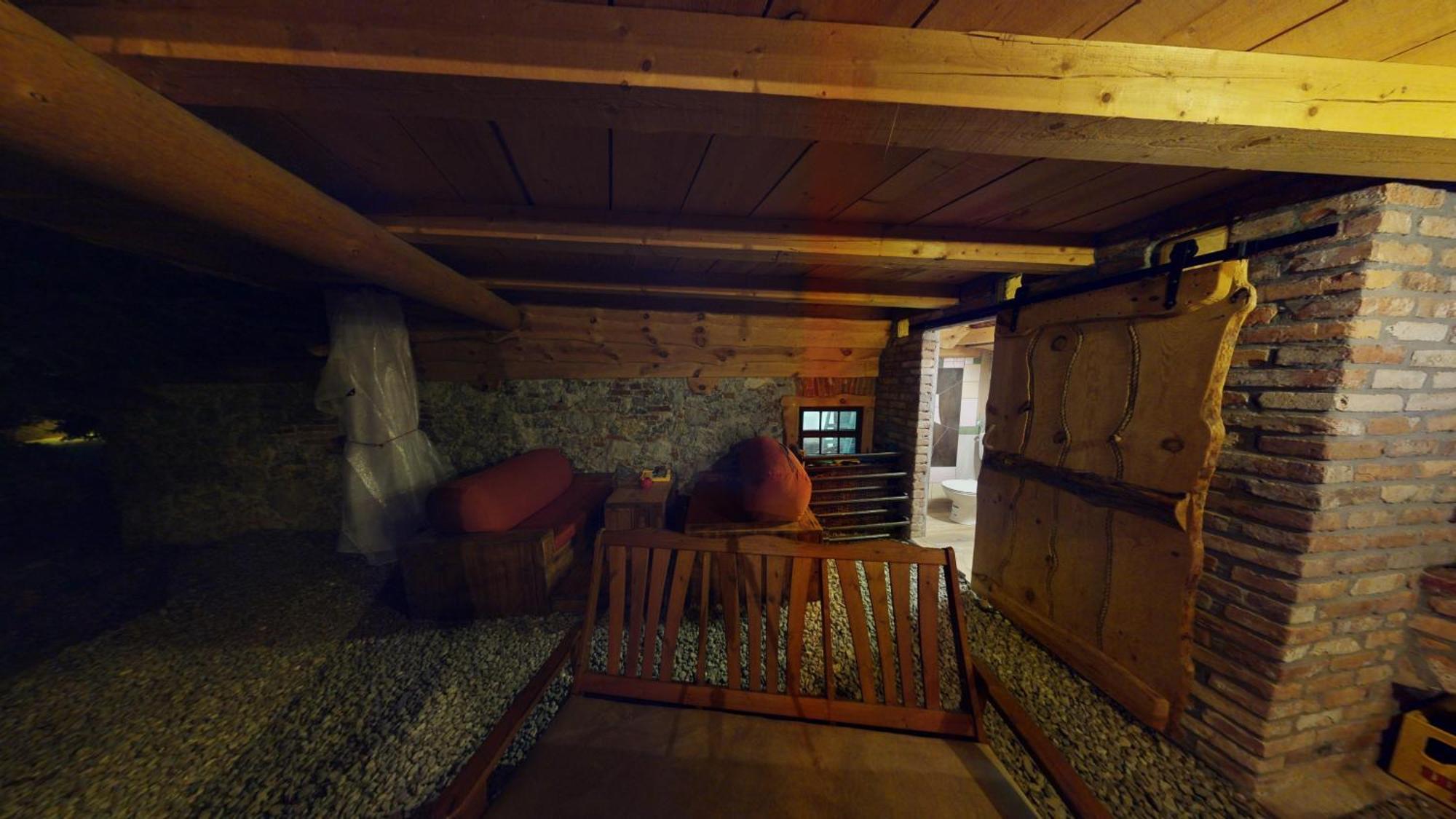 Resort Hisa Ida - Apartments With Hot Tub And Sauna Ivancna Gorica Exteriör bild