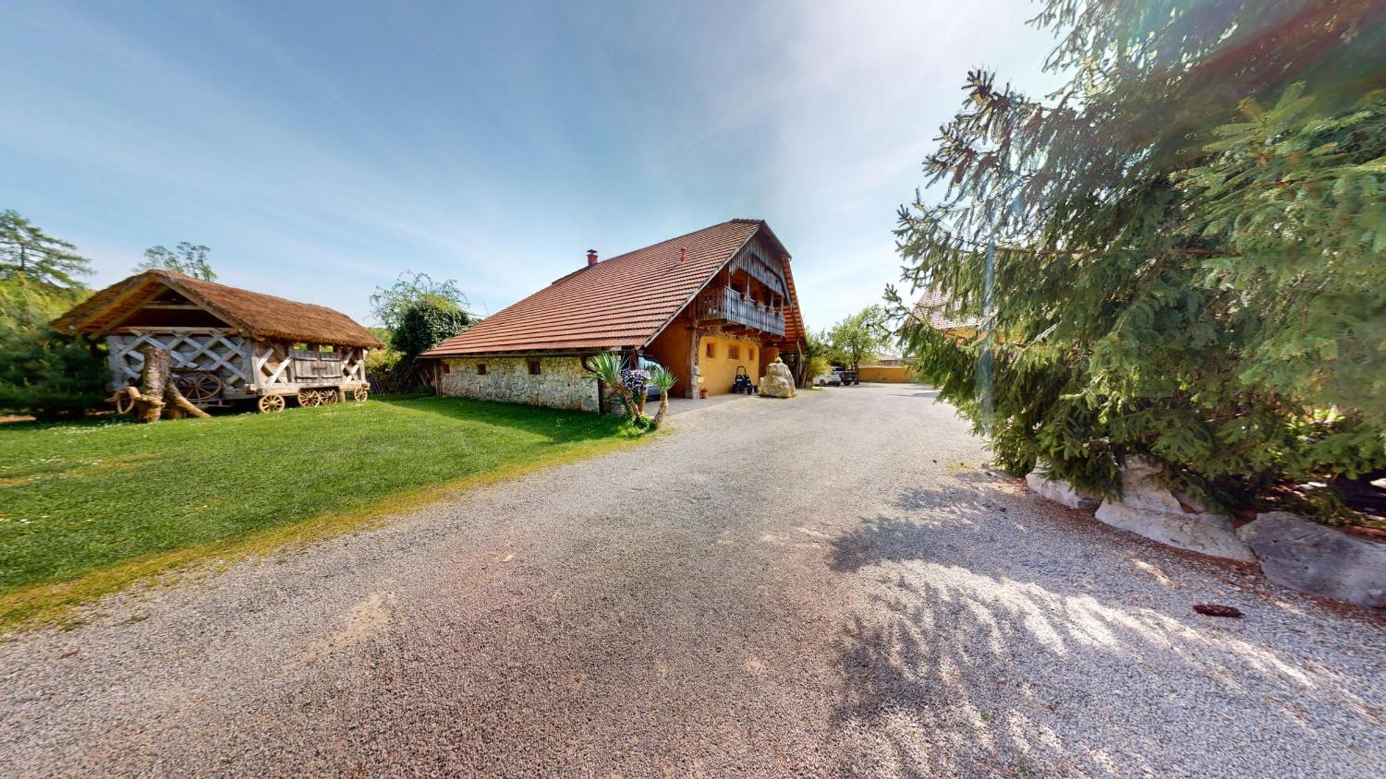 Resort Hisa Ida - Apartments With Hot Tub And Sauna Ivancna Gorica Exteriör bild