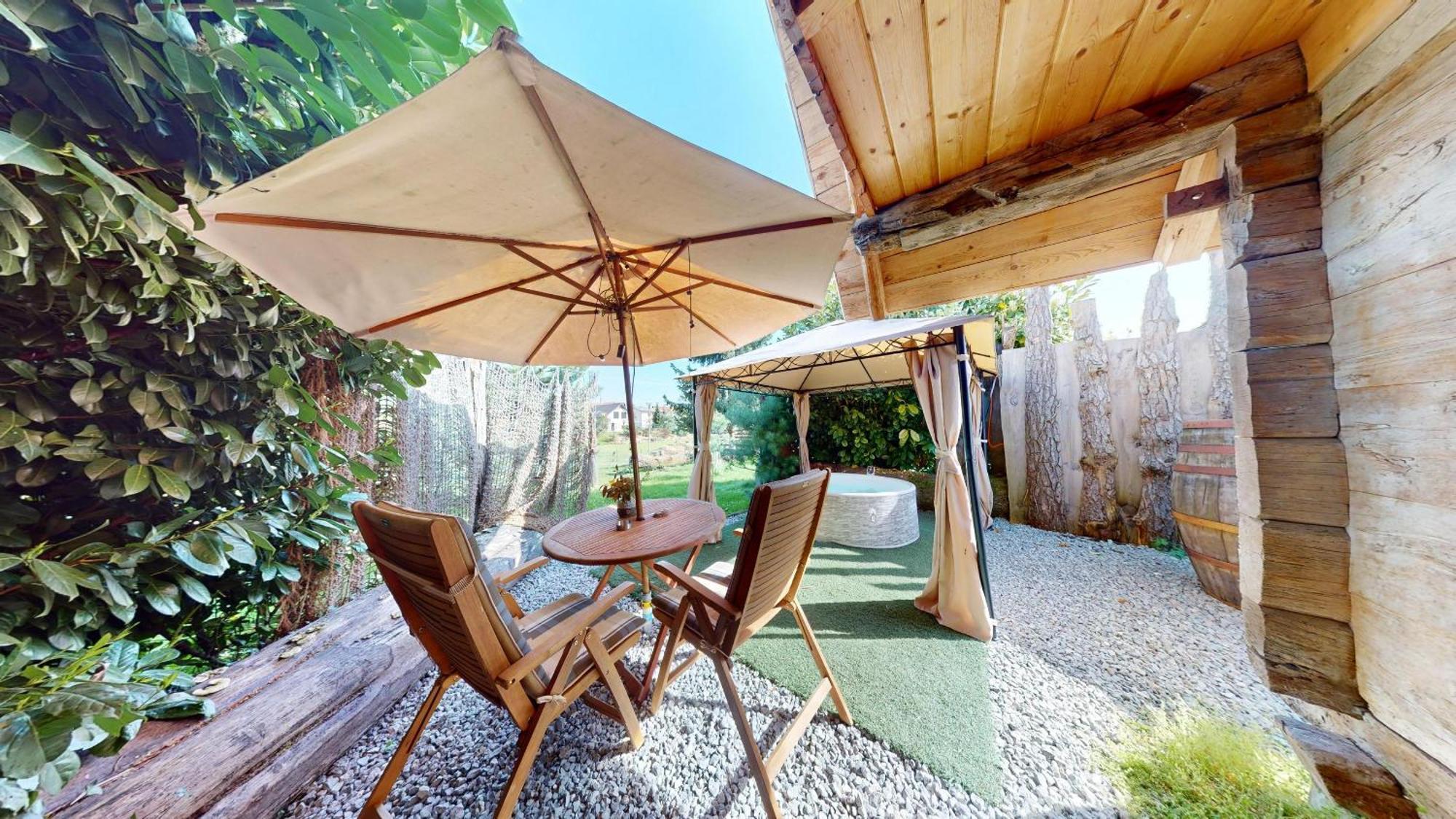 Resort Hisa Ida - Apartments With Hot Tub And Sauna Ivancna Gorica Rum bild