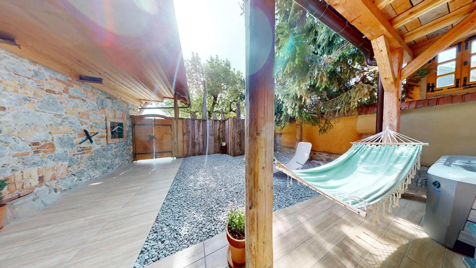 Resort Hisa Ida - Apartments With Hot Tub And Sauna Ivancna Gorica Rum bild