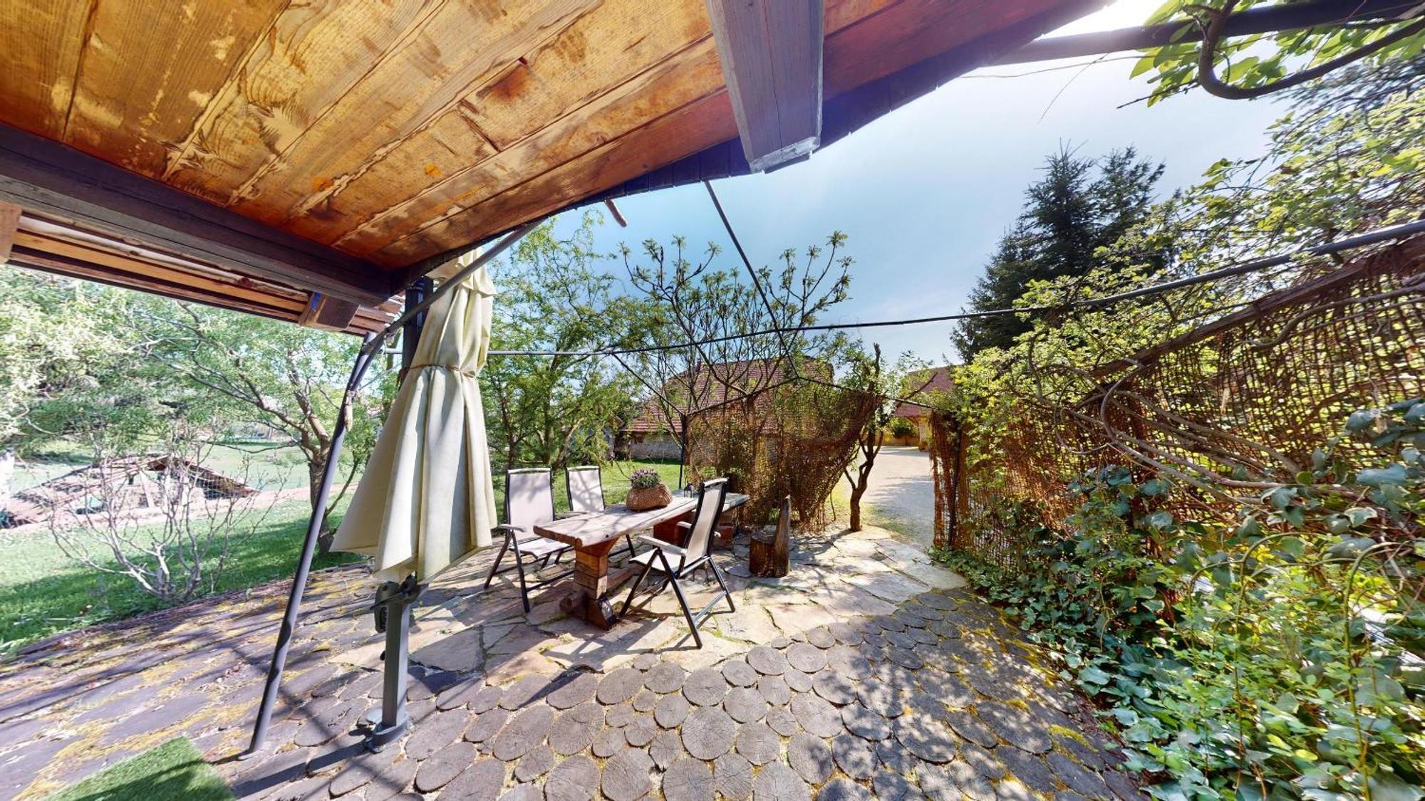 Resort Hisa Ida - Apartments With Hot Tub And Sauna Ivancna Gorica Exteriör bild
